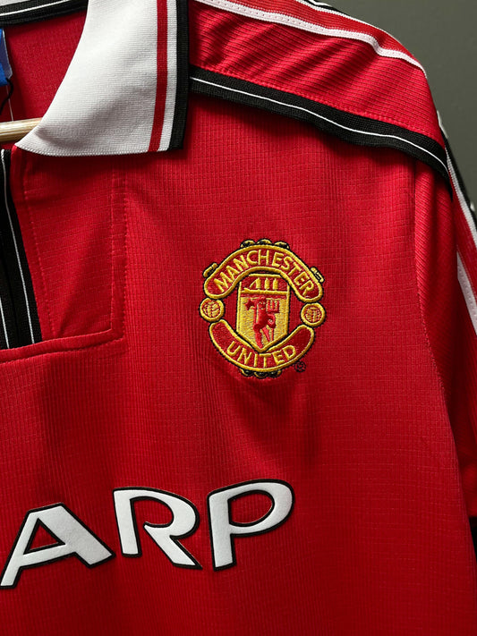 Manchester United 1998/00 Home Retro Football Jersey - Large