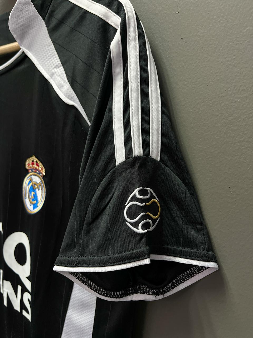 Real Madrid 2006/07 Away Adidas Retro Football Jersey