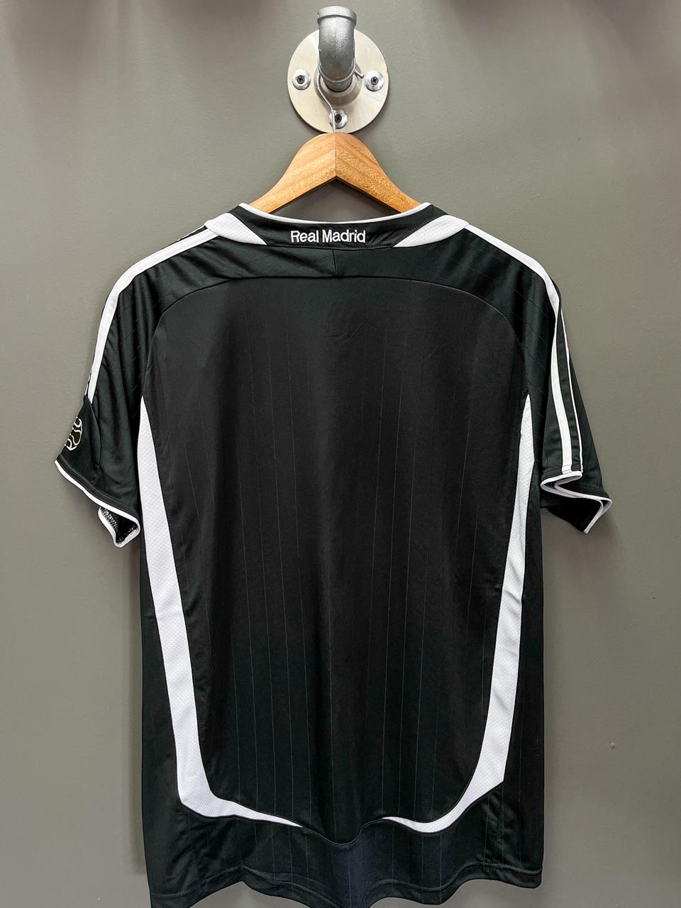 Real Madrid 2006/07 Away Adidas Retro Football Jersey