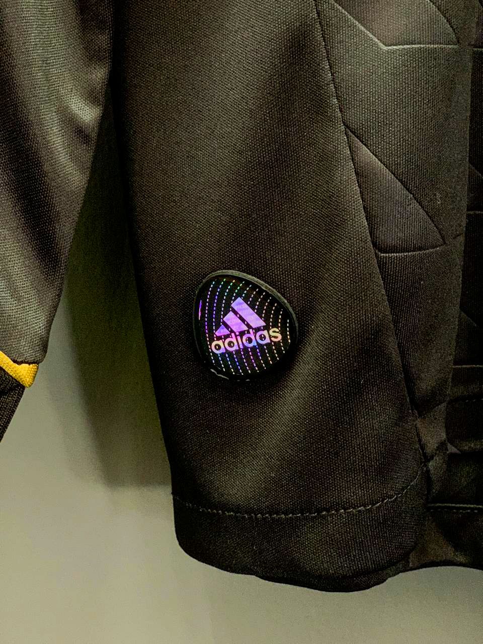 Real Madrid 2011/12 Away "CR7" Retro Football Jersey - Medium