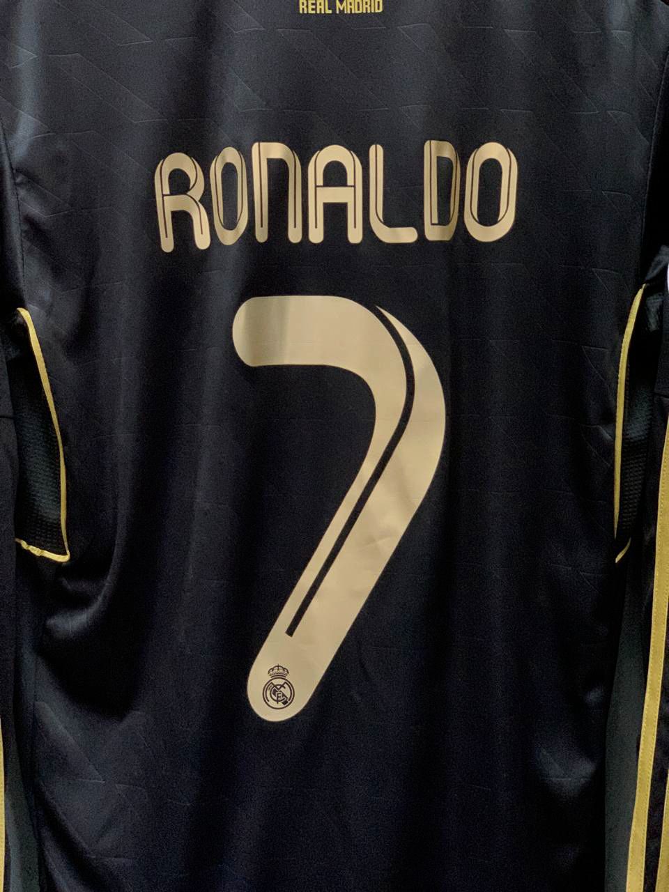 Real Madrid 2011/12 Away "CR7" Retro Football Jersey - Medium