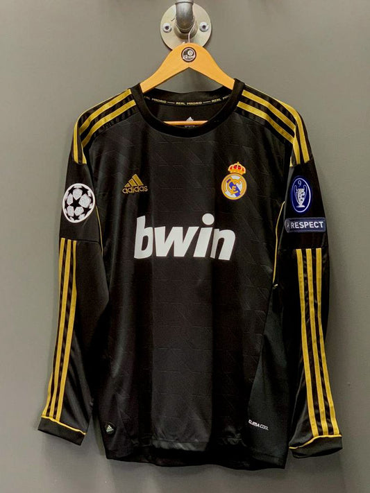 Real Madrid 2011/12 Away "CR7" Retro Football Jersey - Medium