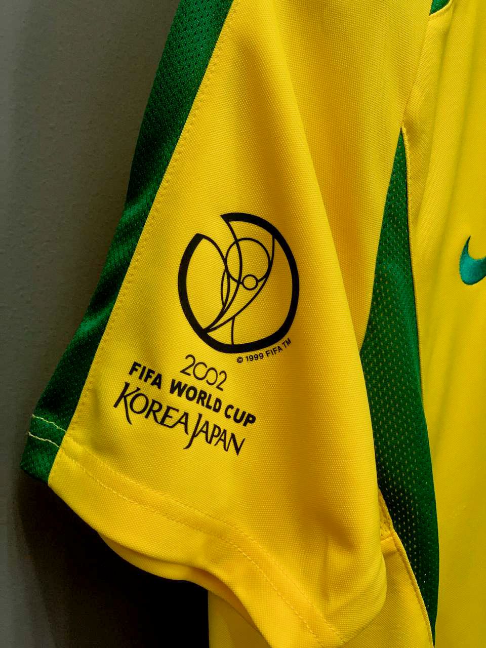 Brazil 2002 World Cup "Ronaldo 9" Nike Home Kit - Medium