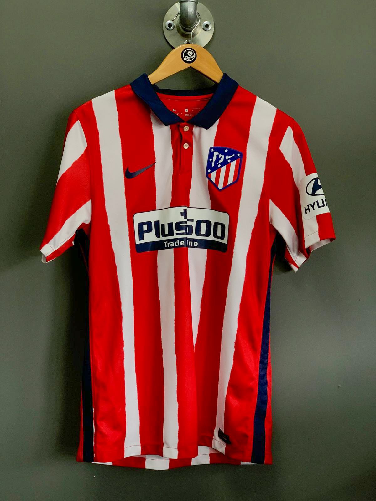 Atlético Madrid 20/21 Home "Torres" Nike Retro Football Jersey - Medium