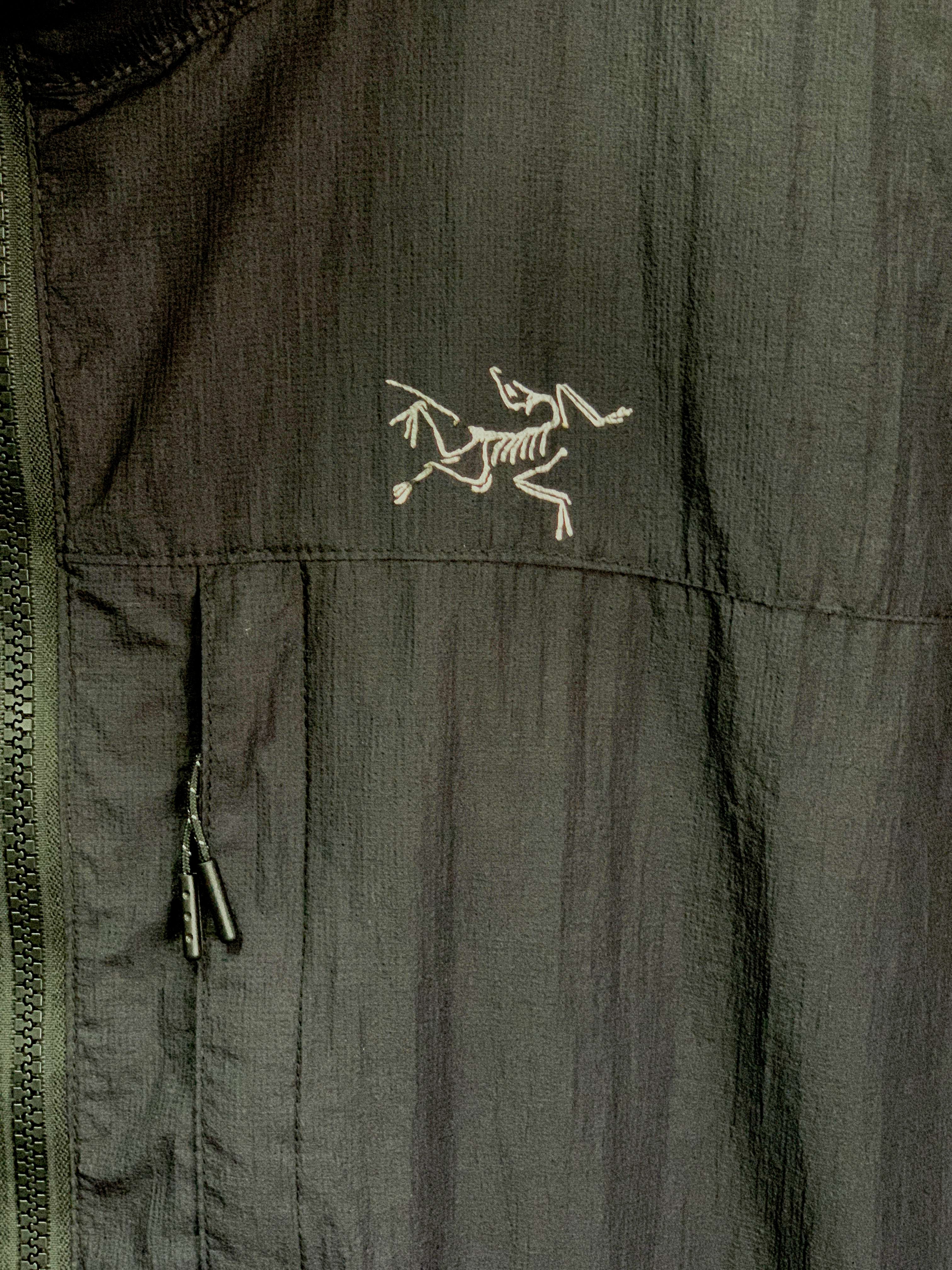 Arc'teryx Lightweight Hooded Jacket - Large