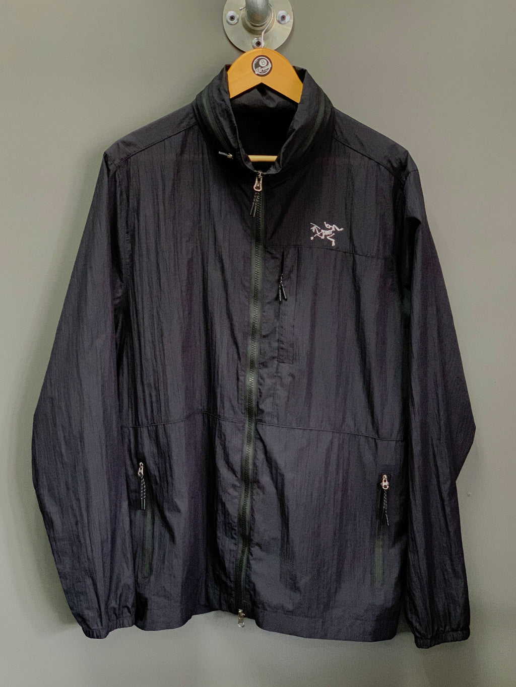 Arc'teryx Lightweight Hooded Jacket - Large