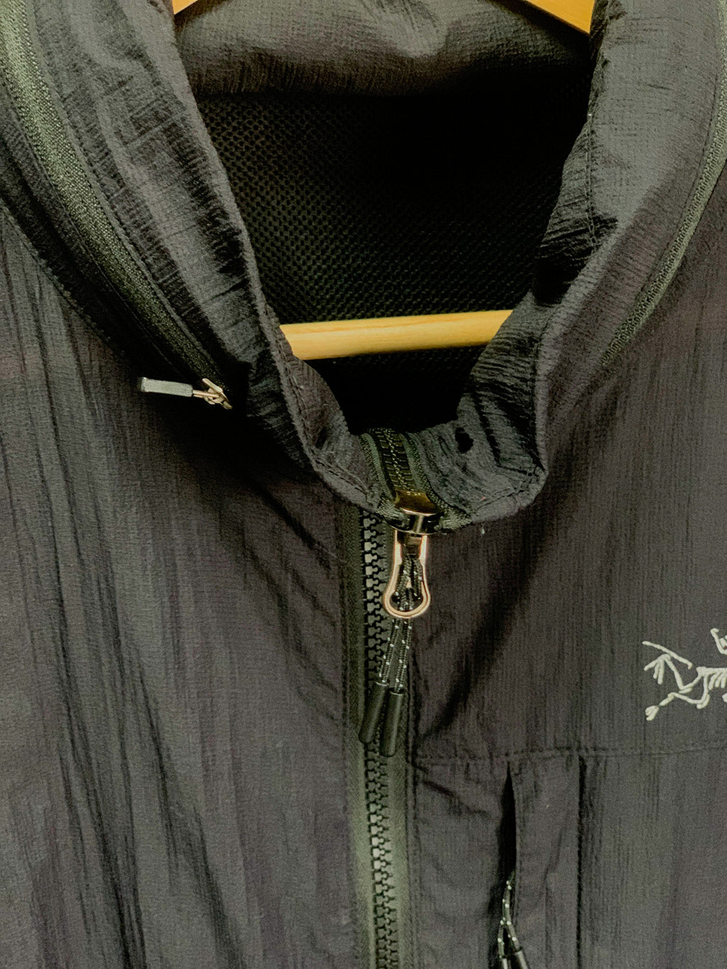 Arc'teryx Lightweight Hooded Jacket - Large