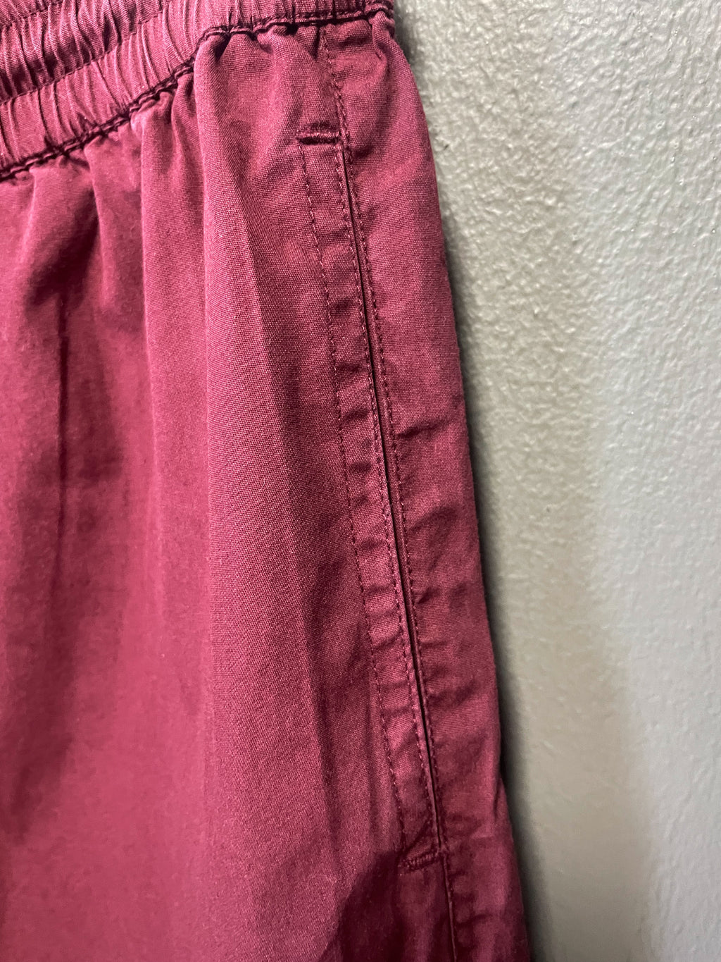 Burberry Logo Shorts - 32 (Medium)