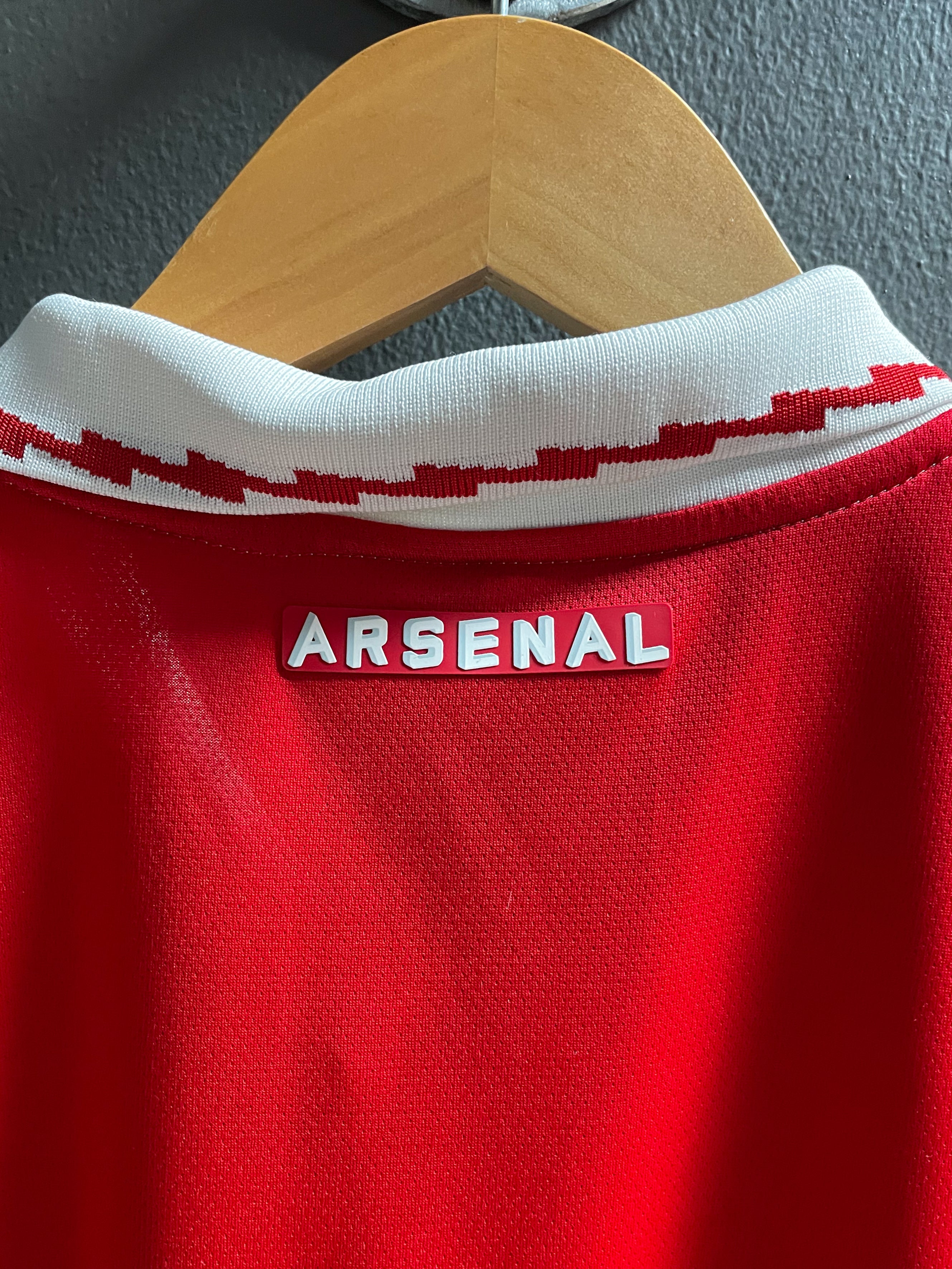 Arsenal 2022/23 Adidas Home Football Jersey - Large