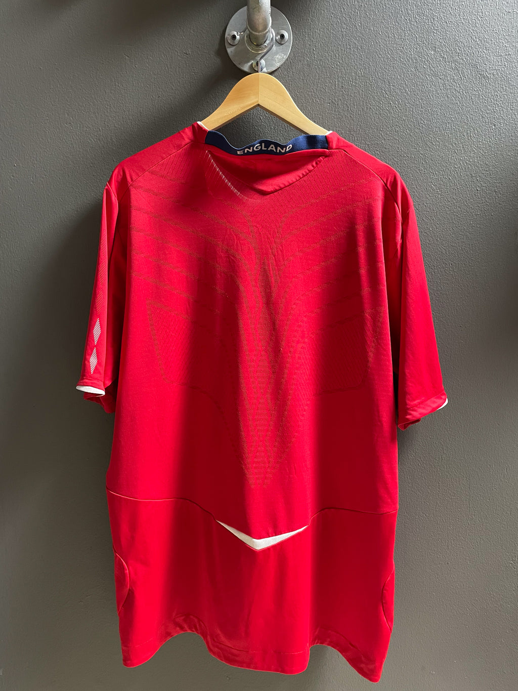 England 2008/10 Umbro Football Jersey - Extra Large
