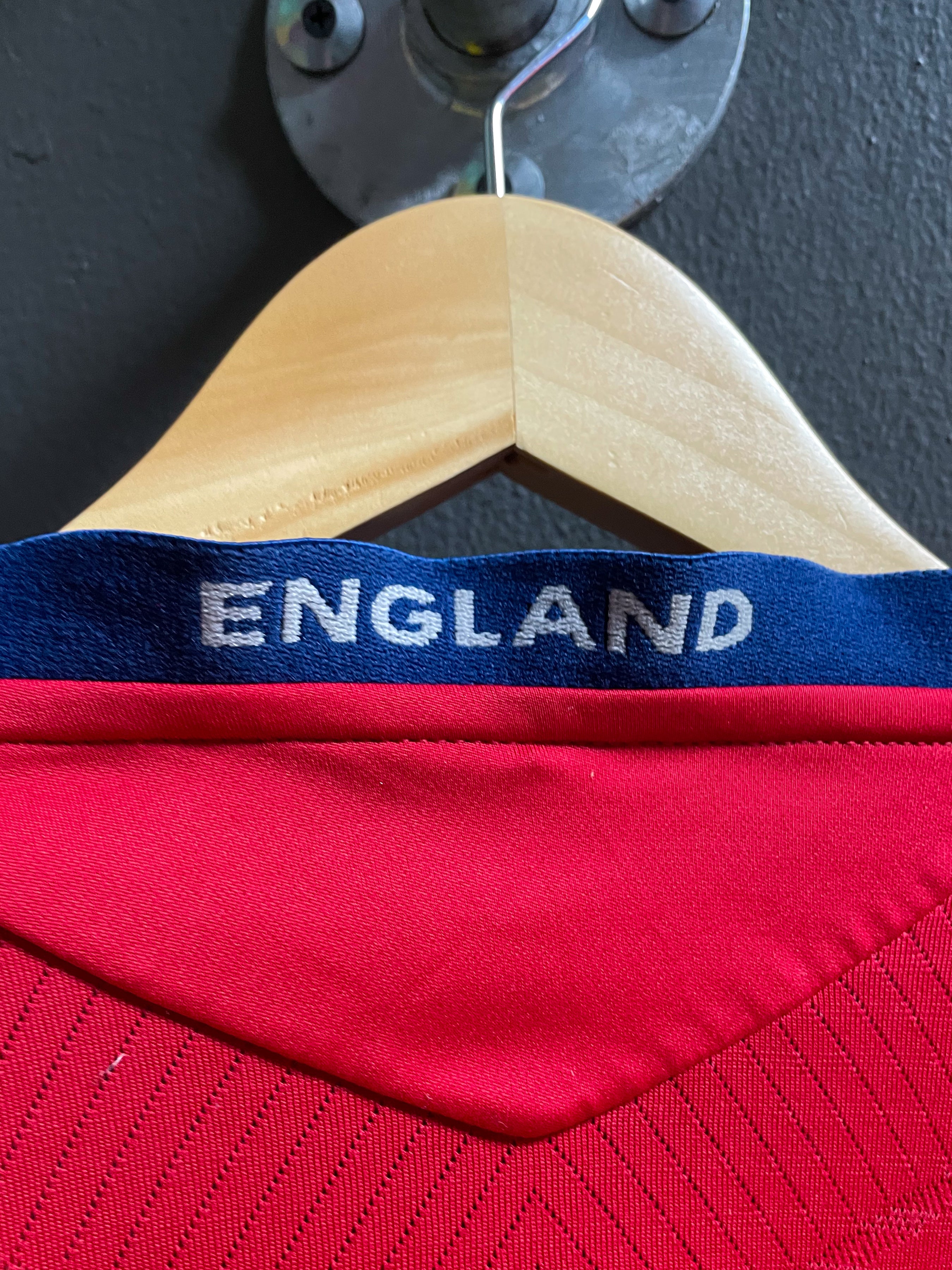 England 2008/10 Umbro Football Jersey - Extra Large