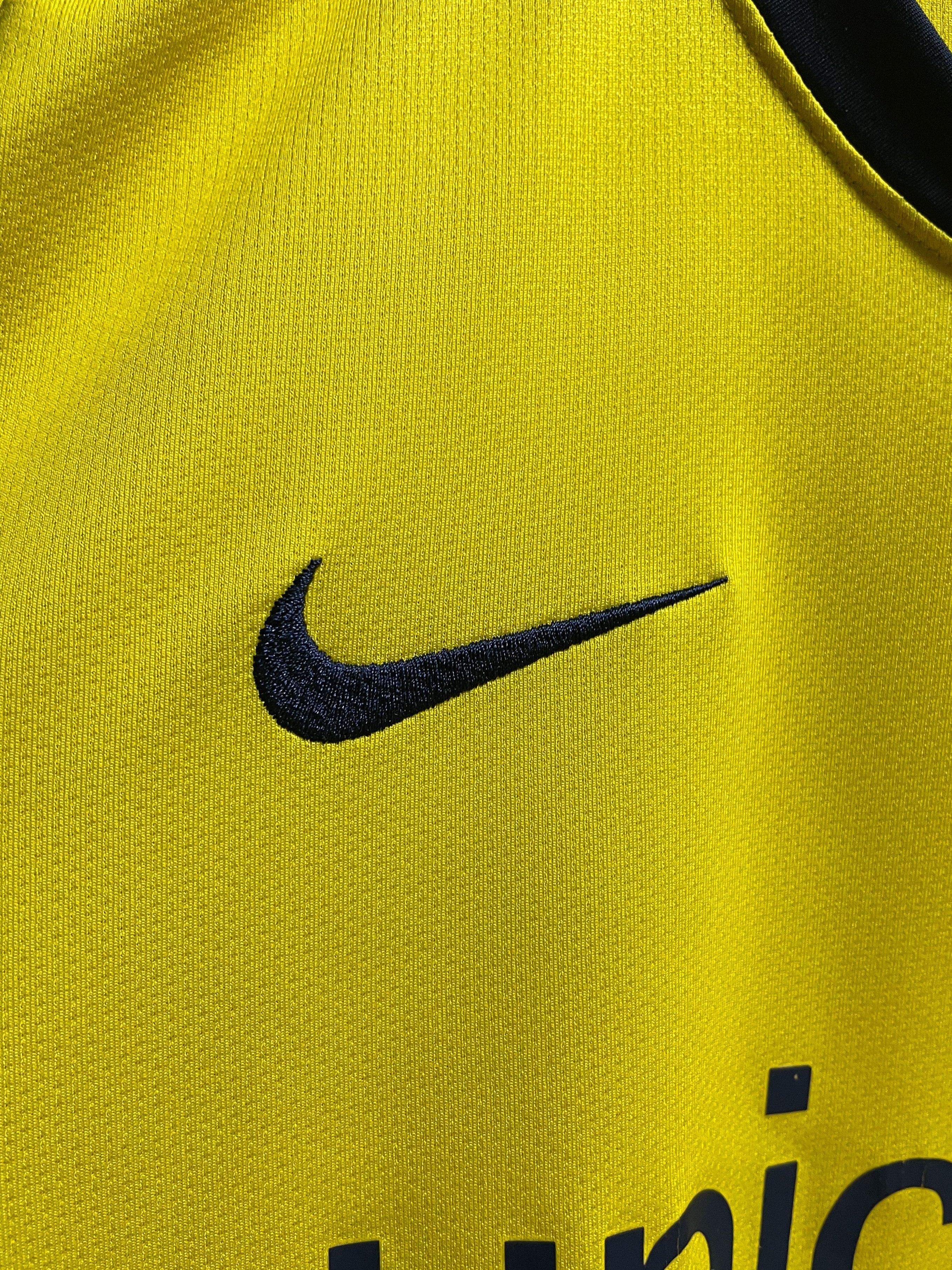FC Barcelona 2008/09 Treble Winning Season Nike Away Football Jersey - Extra Large