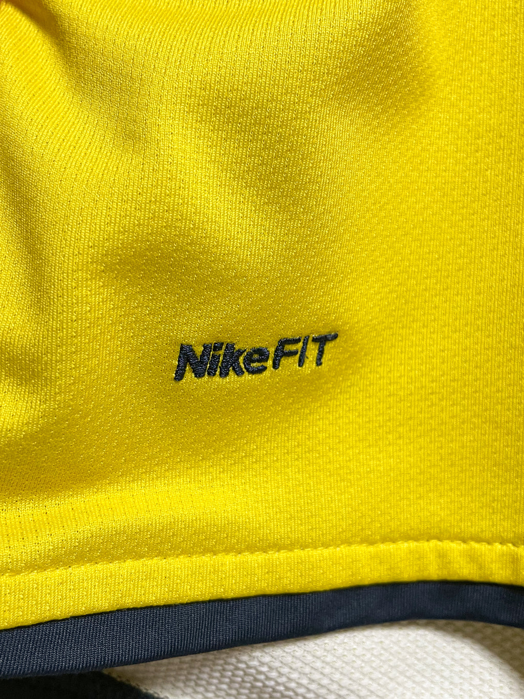 FC Barcelona 2008/09 Treble Winning Season Nike Away Football Jersey - Extra Large