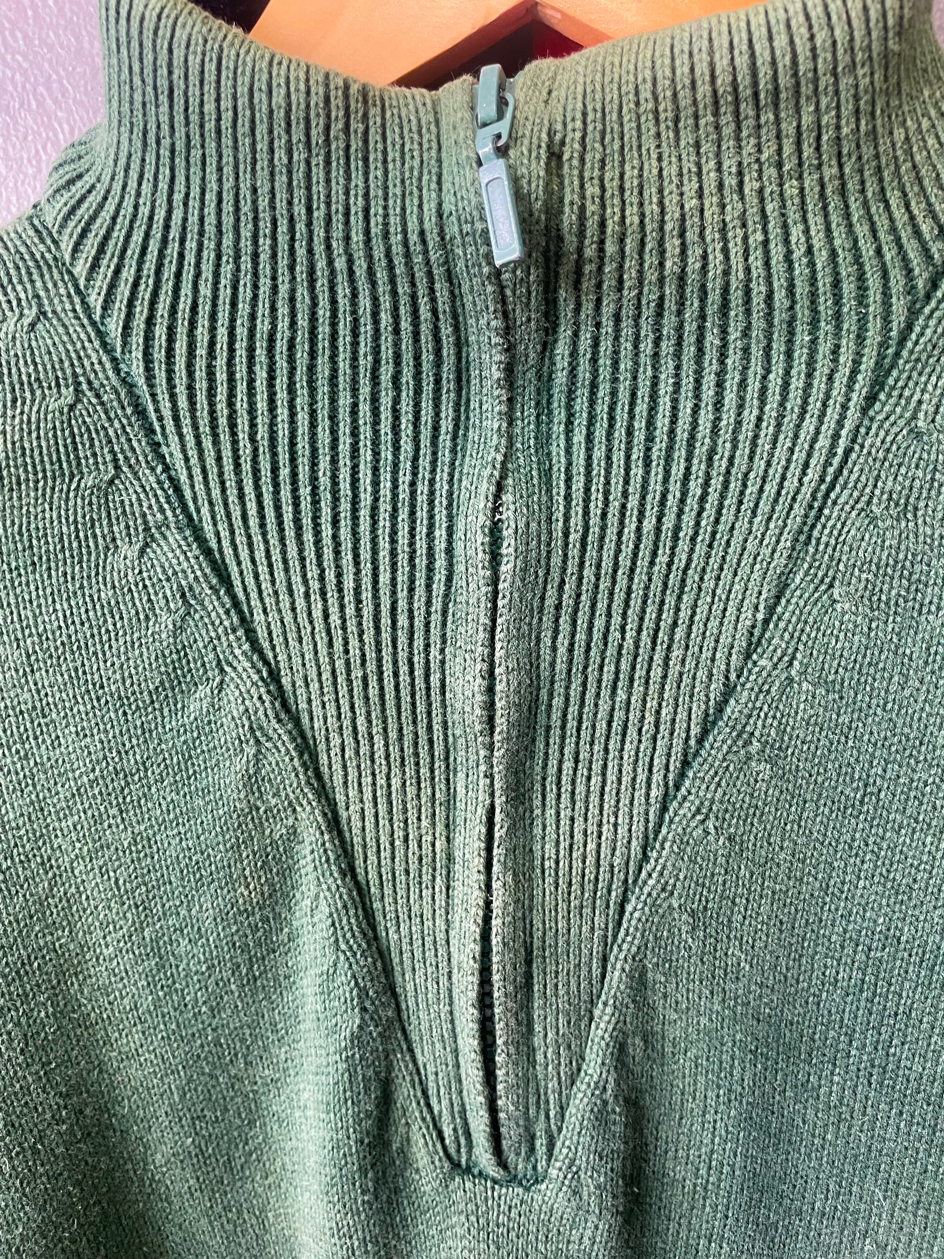 Tommy Hilfiger 1/4 ZIp Knit Jersey - Large