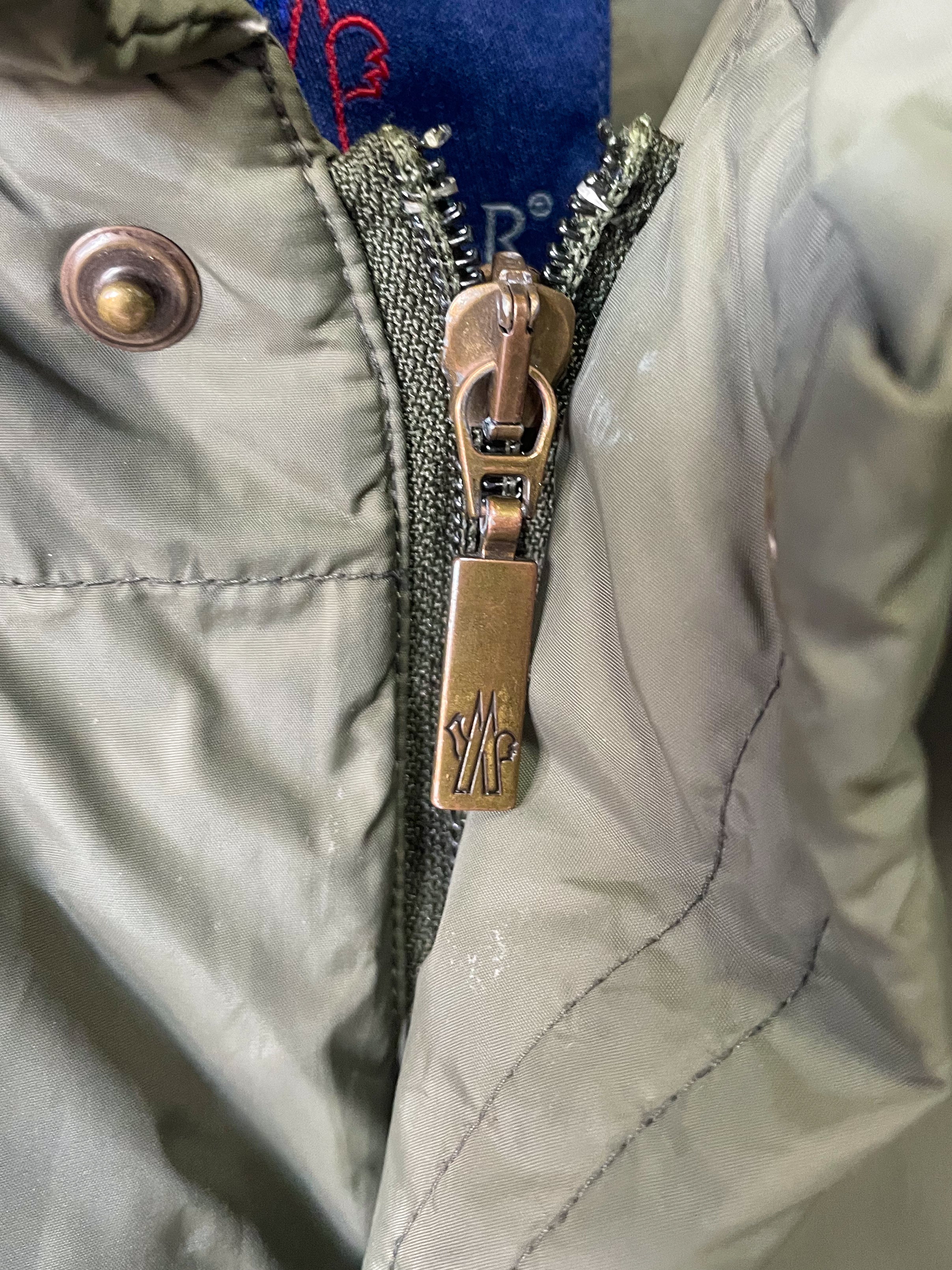Moncler Puffer Jacket - Small