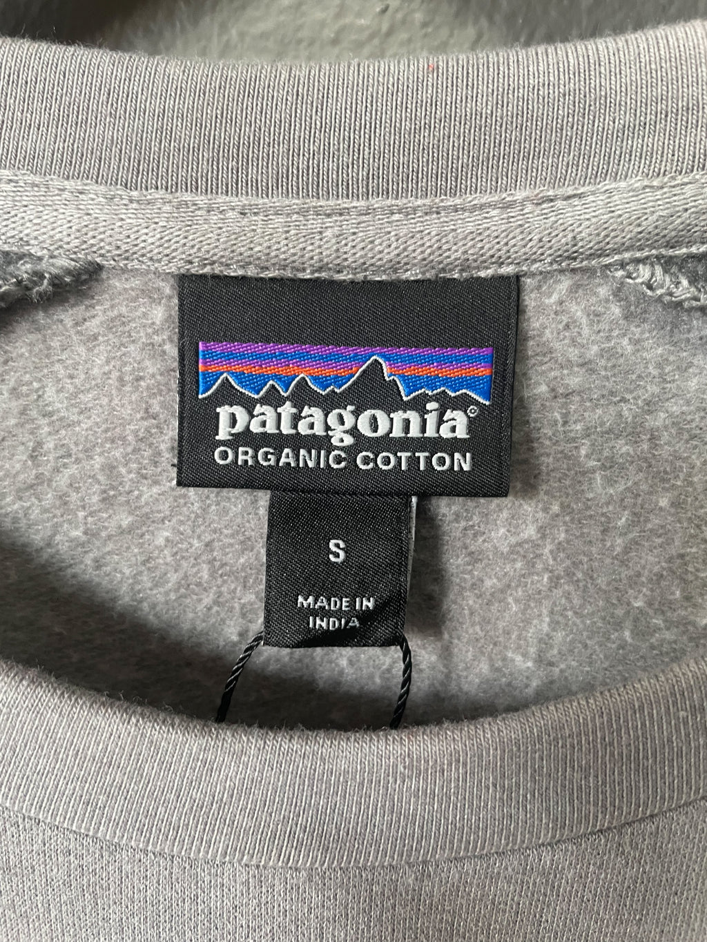 Patagonia Raglan Sweater - Small