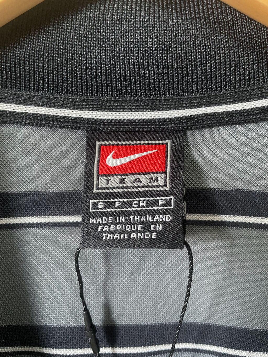 Nike Shield Stripe Golfer - Small