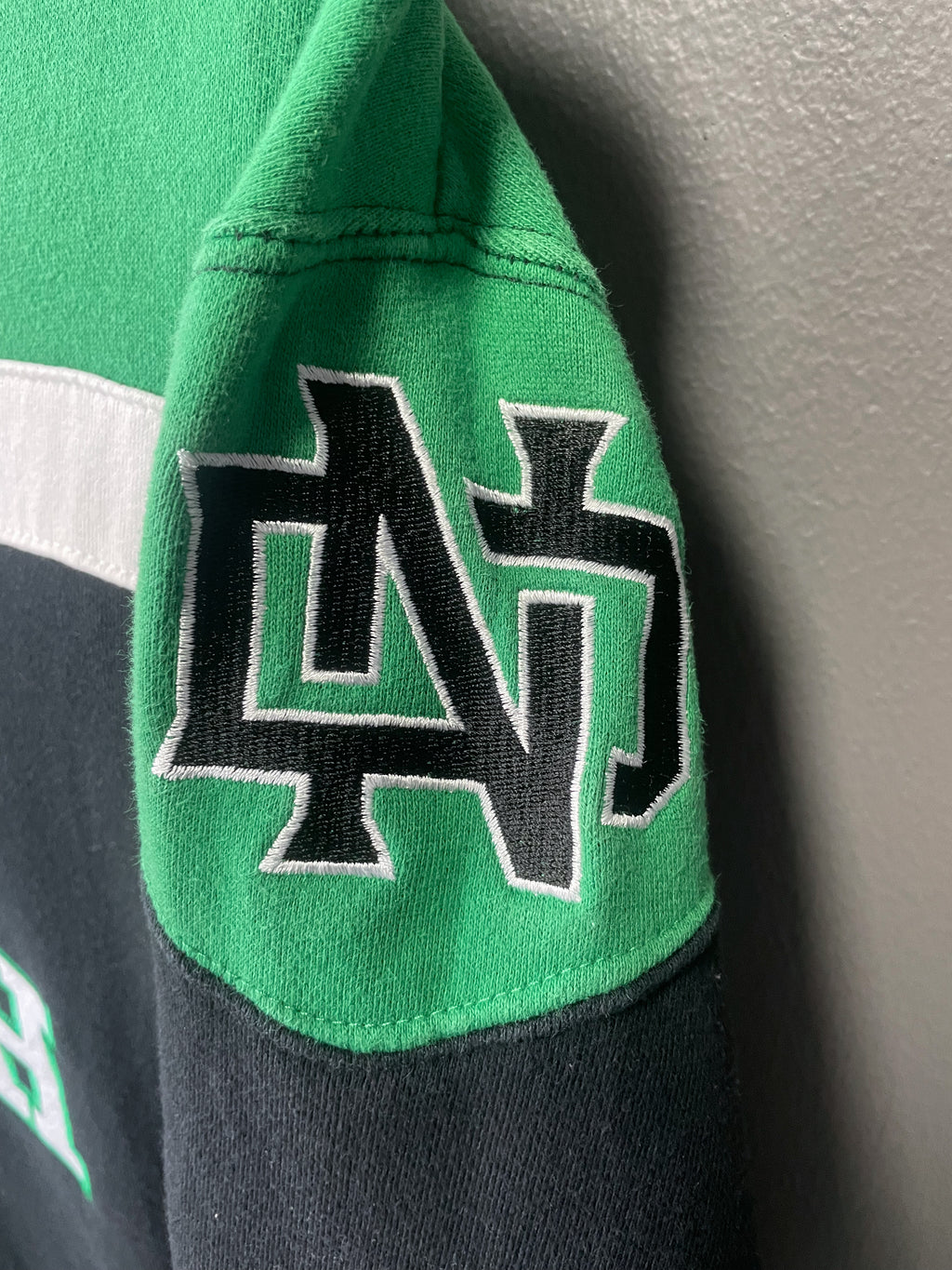 North Dakota NHL Ice Hockey Hoodie - Medium