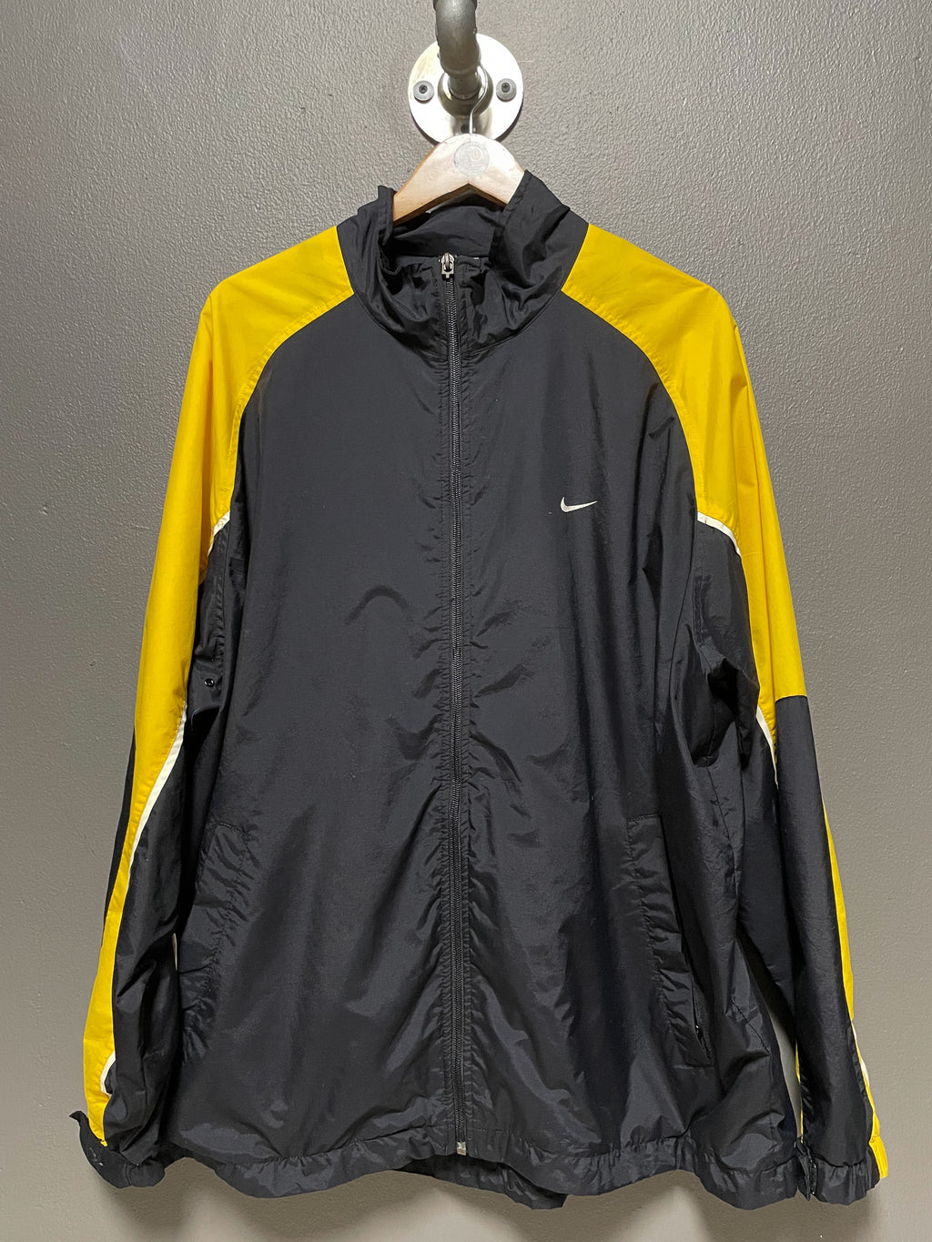 Nike Retro Lightweight Jacket - Extra Large