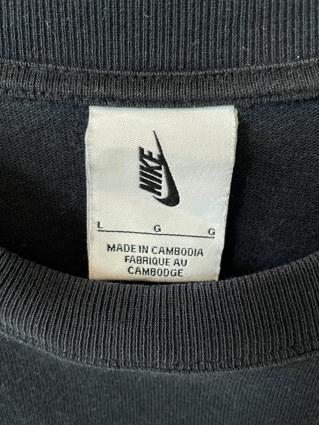 Nike Swoosh Tee - Large