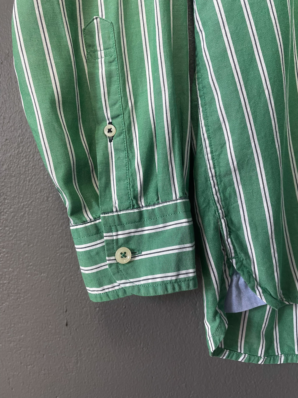 Tommy Hilfiger Striped L/S Shirt - Large