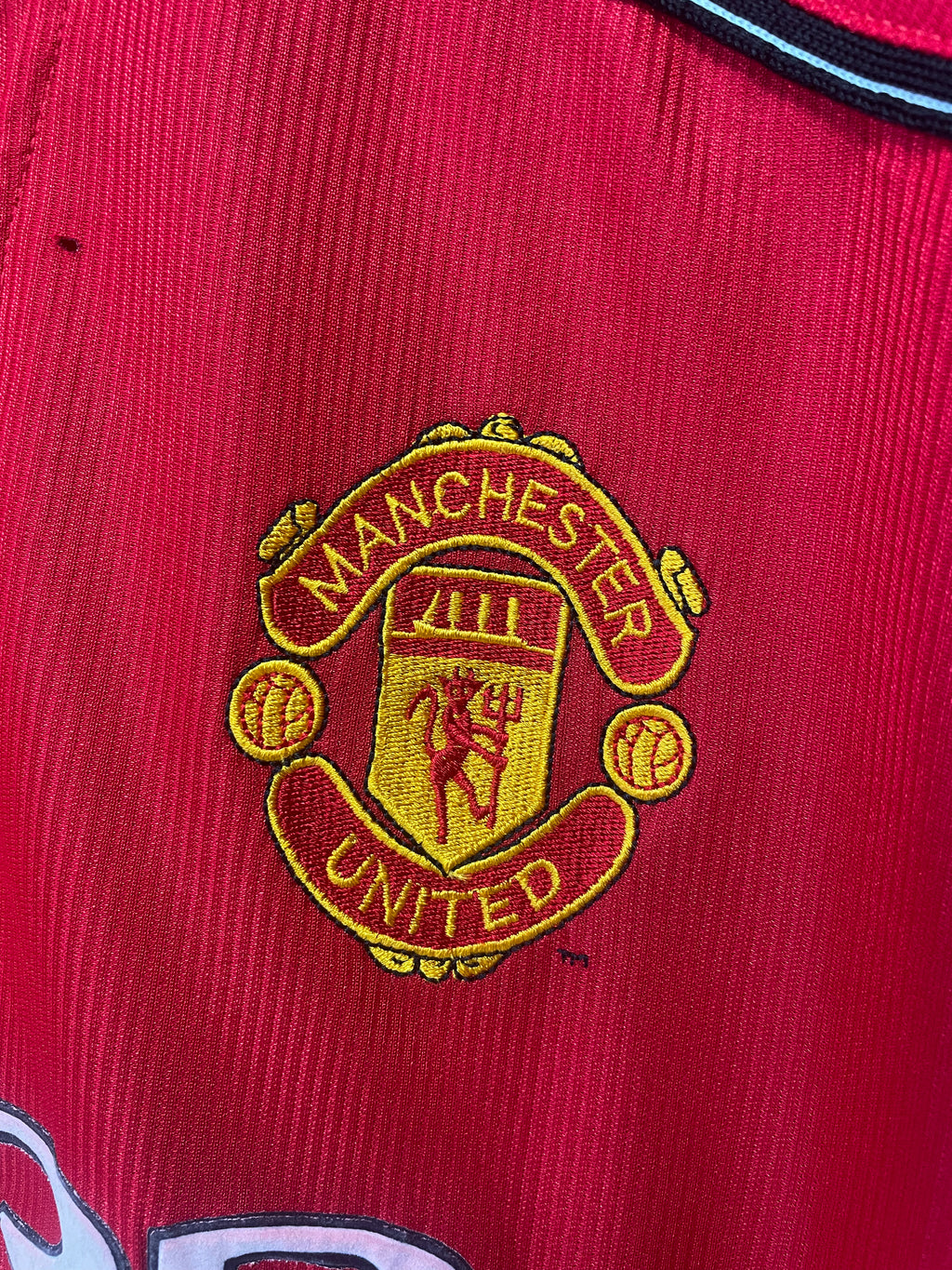 Manchester United 1998/99 Home Umbro Football Jersey - Large