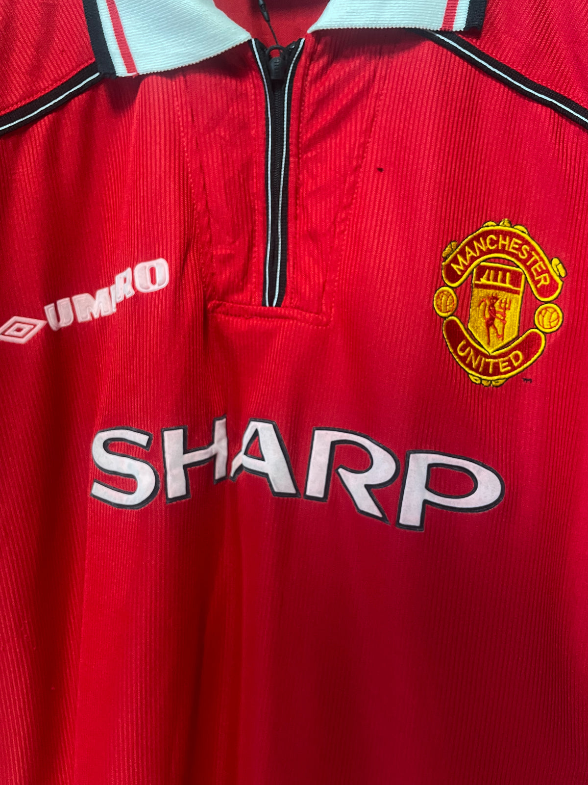 Manchester United 1998/99 Home Umbro Football Jersey - Large