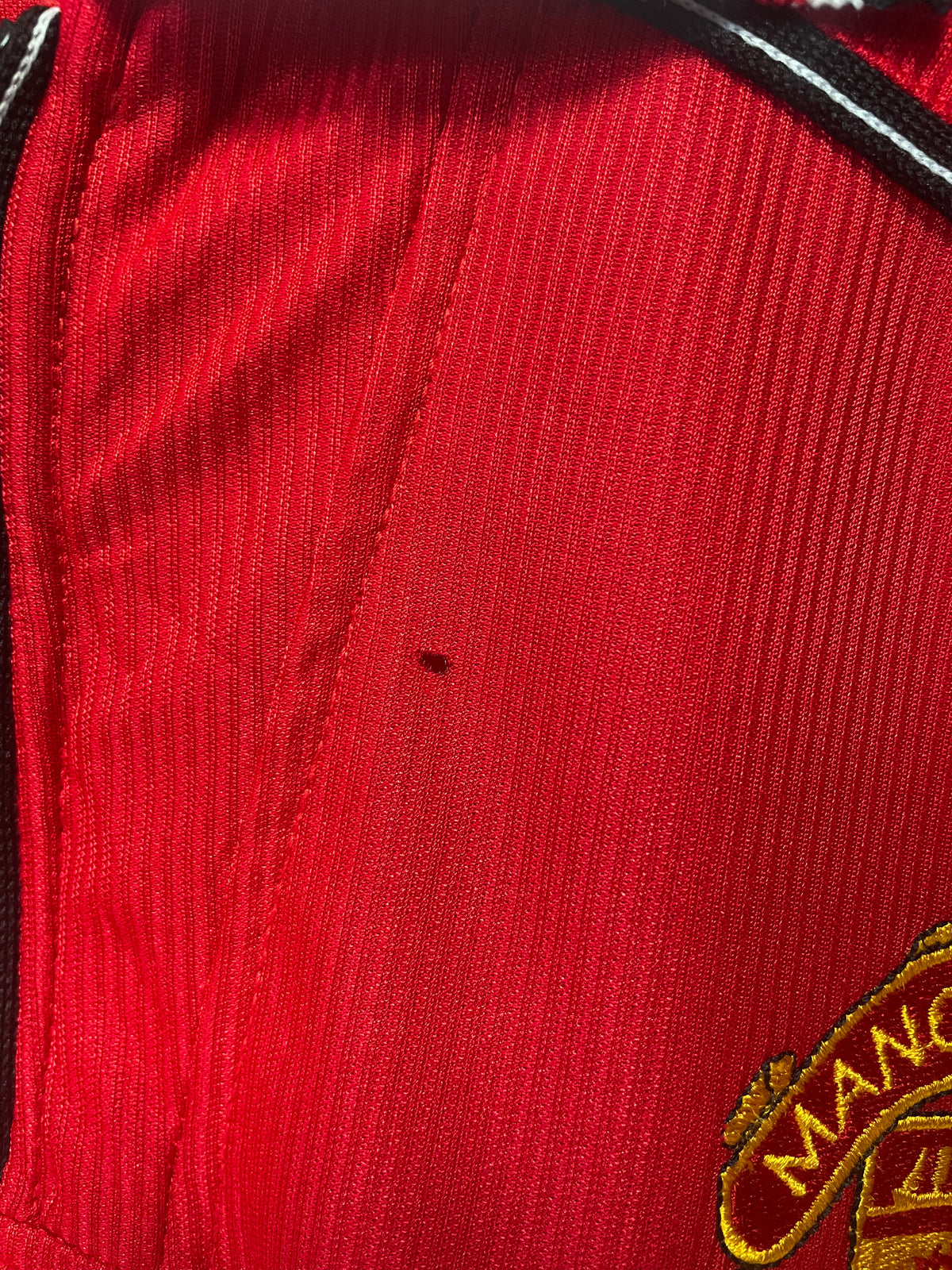 Manchester United 1998/99 Home Umbro Football Jersey - Large