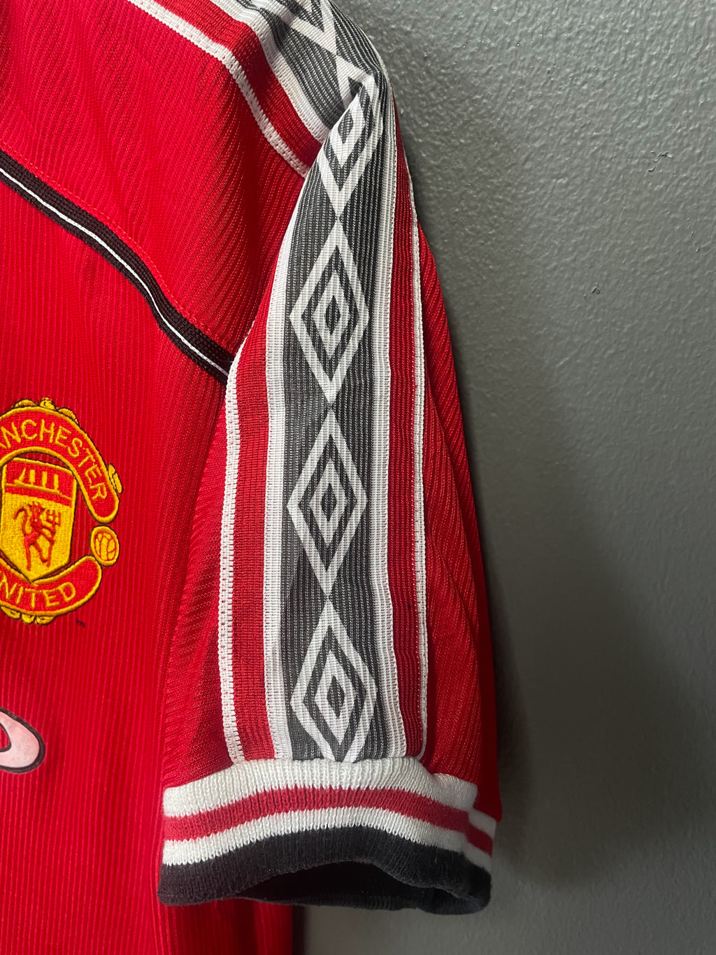 Manchester United 1998/99 Home Umbro Football Jersey - Large