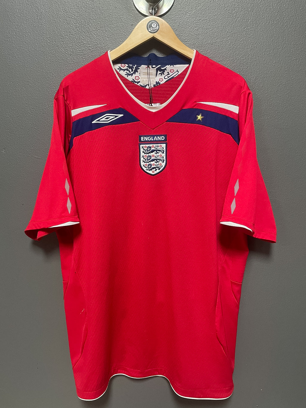 England 2008/10 Umbro Football Jersey - Extra Large