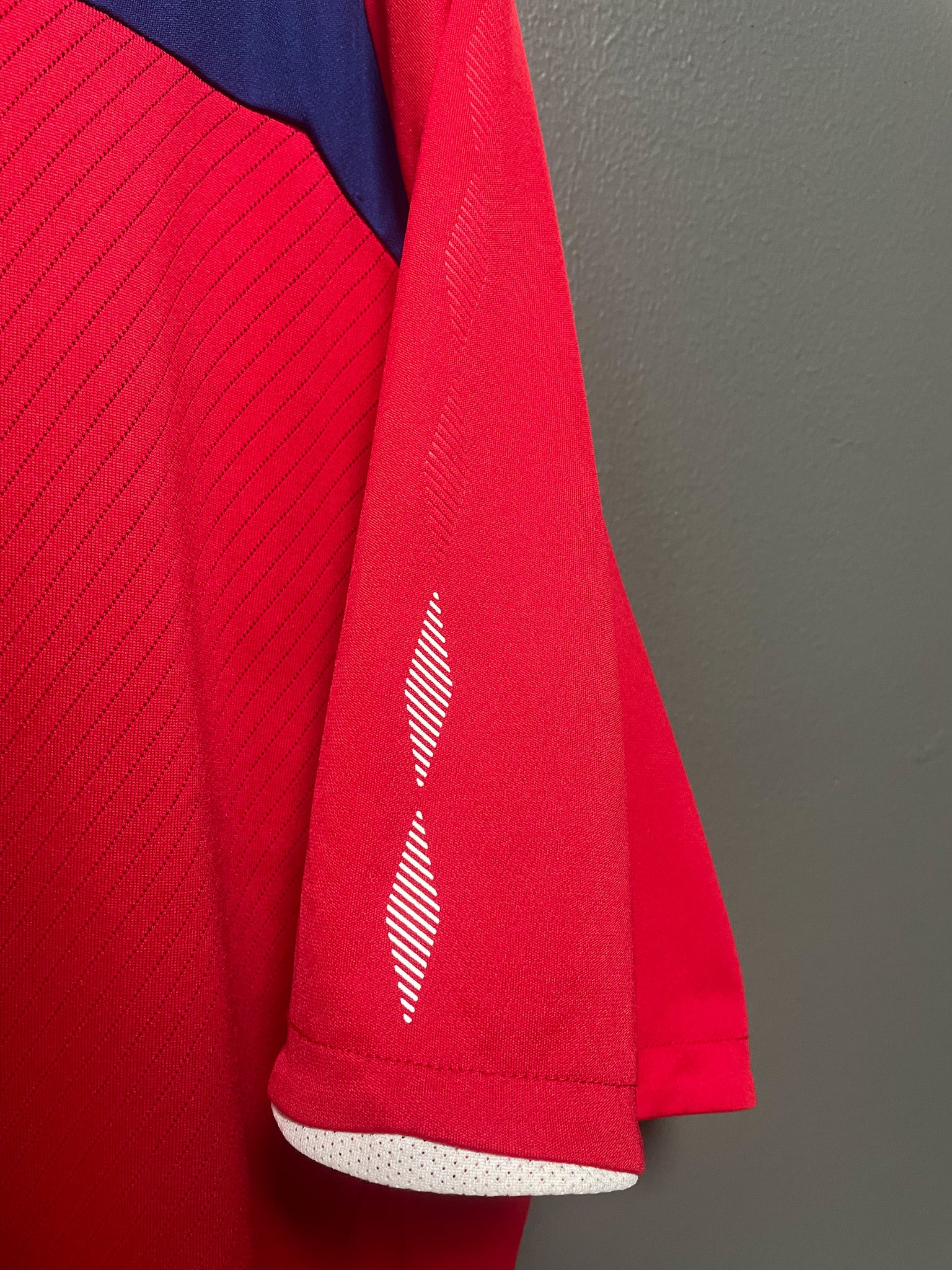 England 2008/10 Umbro Football Jersey - Extra Large