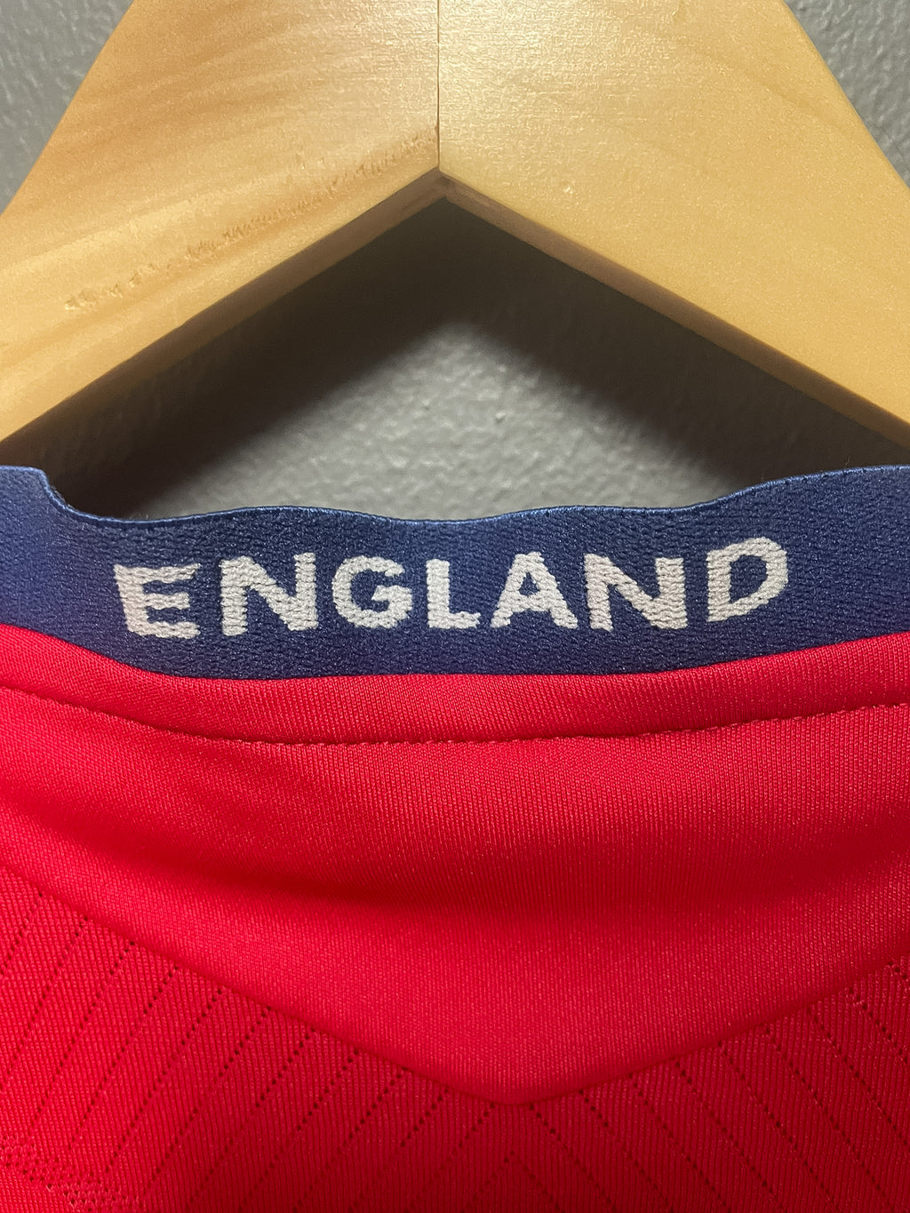 England 2008/10 Umbro Football Jersey - Extra Large