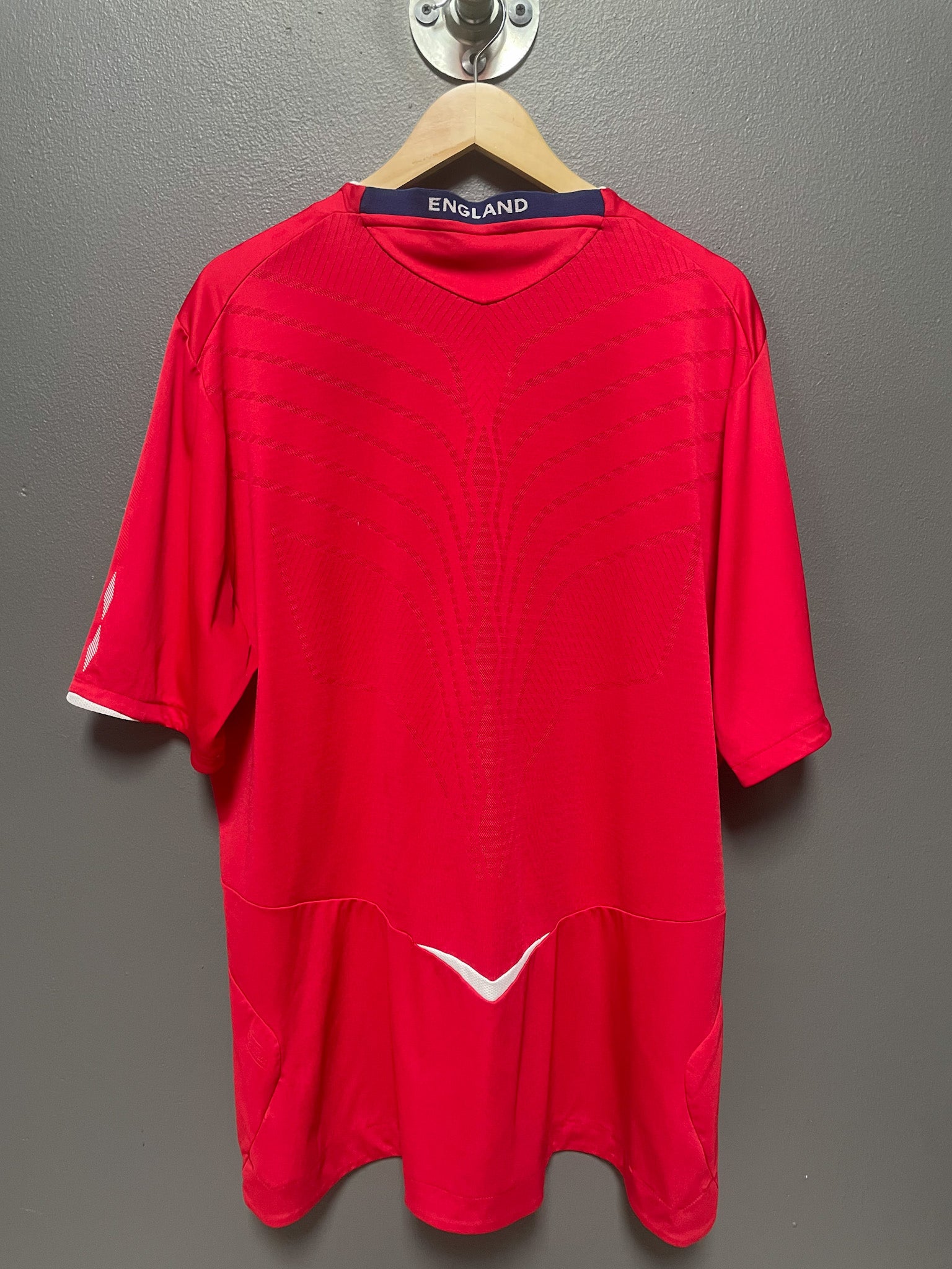England 2008/10 Umbro Football Jersey - Extra Large