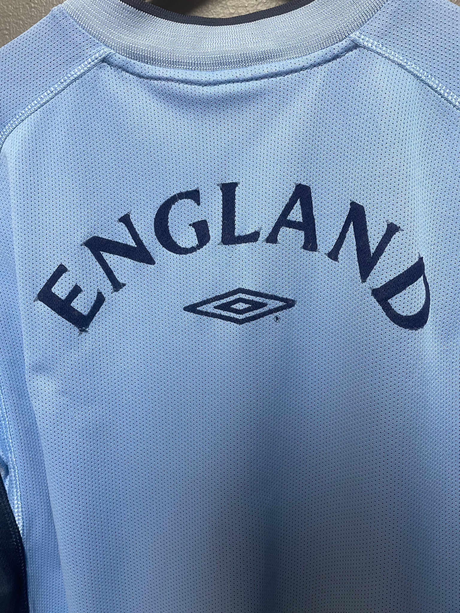 England Umbro 2002/03 Training Football Jersey - Large