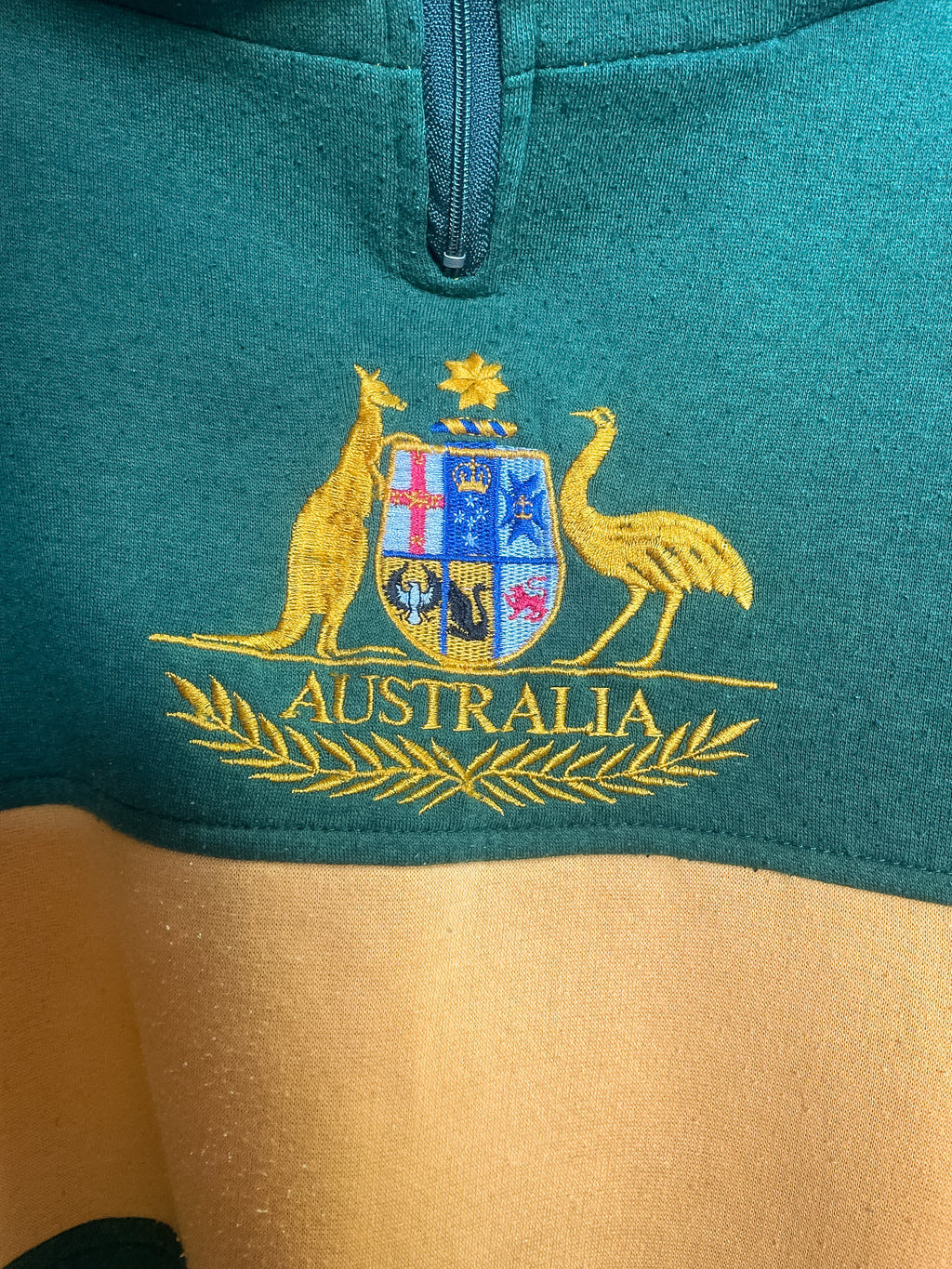 Australia 1/4 Zip Fleece Sweater - Large
