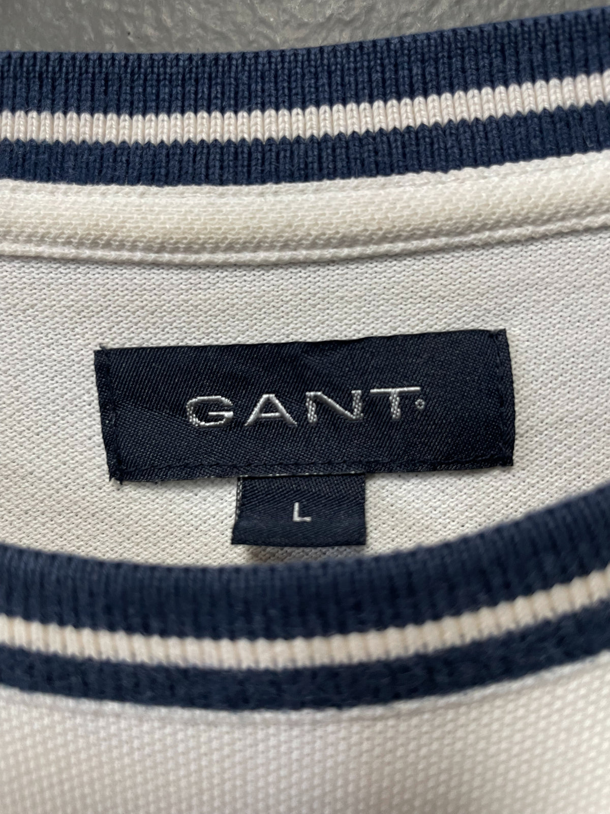 Gant Ribbed Tee - Large