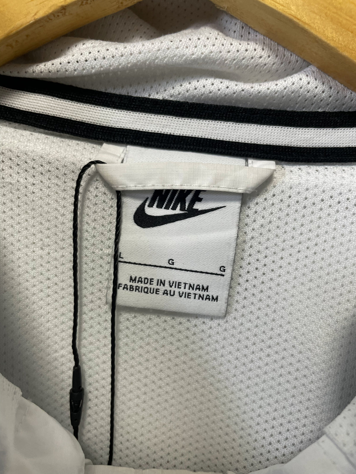 Nike Windrunner Hooded Jacket - Large