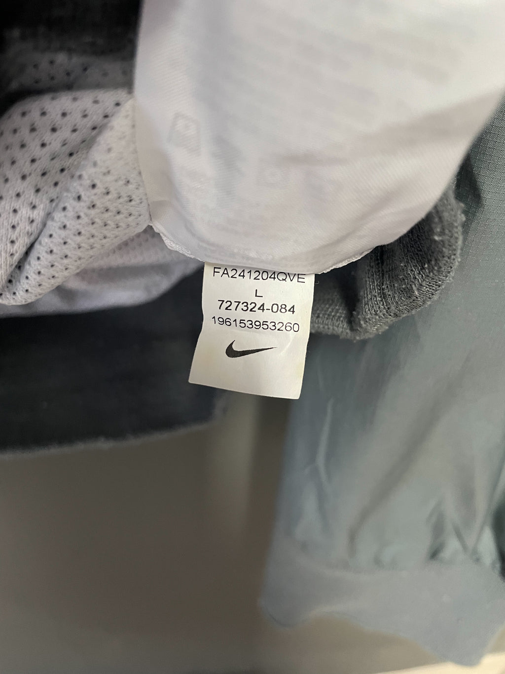 Nike Windrunner Hooded Jacket - Large