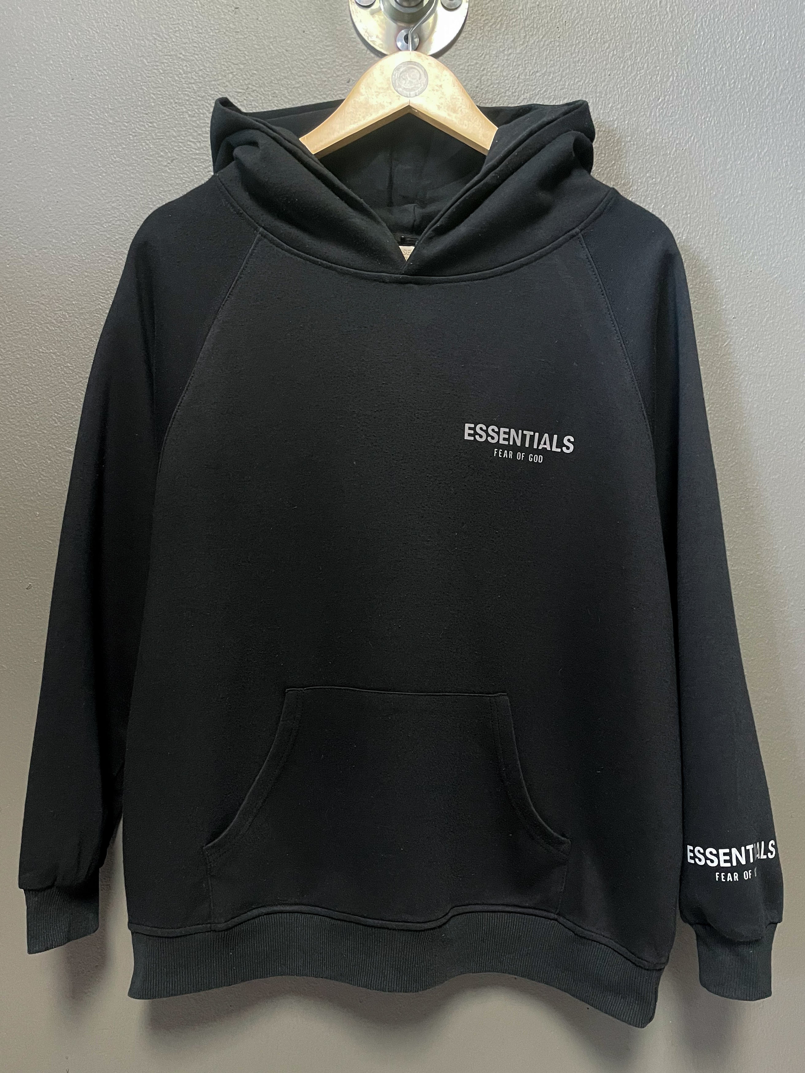 FOG Essentials Chest Logo Hoodie - Medium