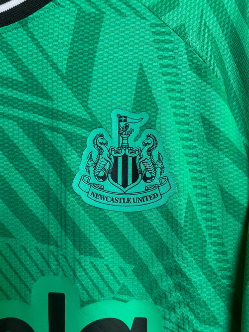 Newscastle United FC 2023/24 Away Castore Football Jersey - Large