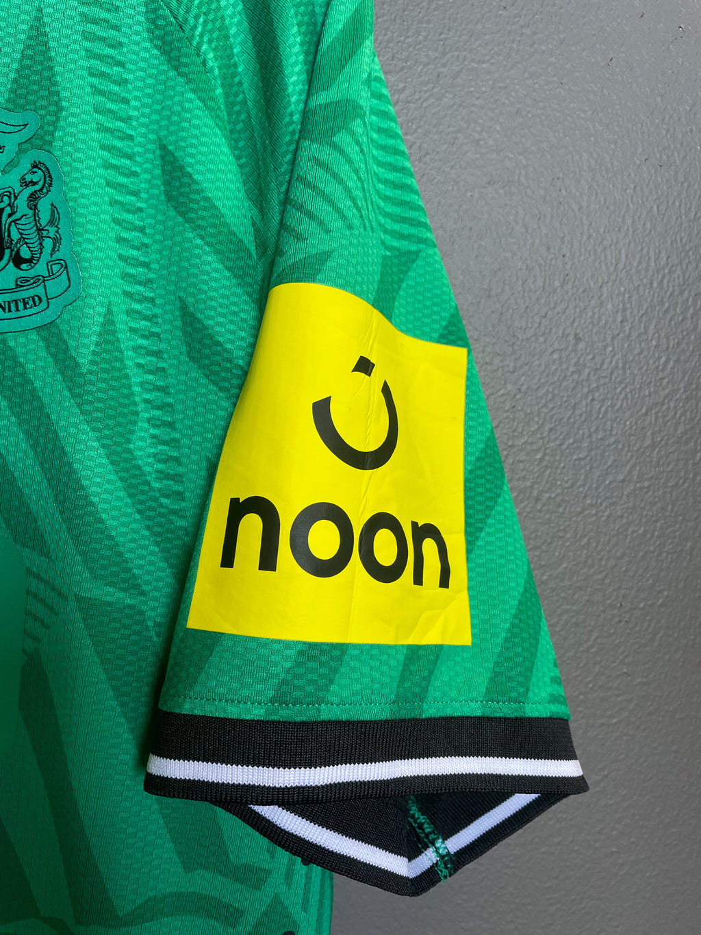 Newscastle United FC 2023/24 Away Castore Football Jersey - Large