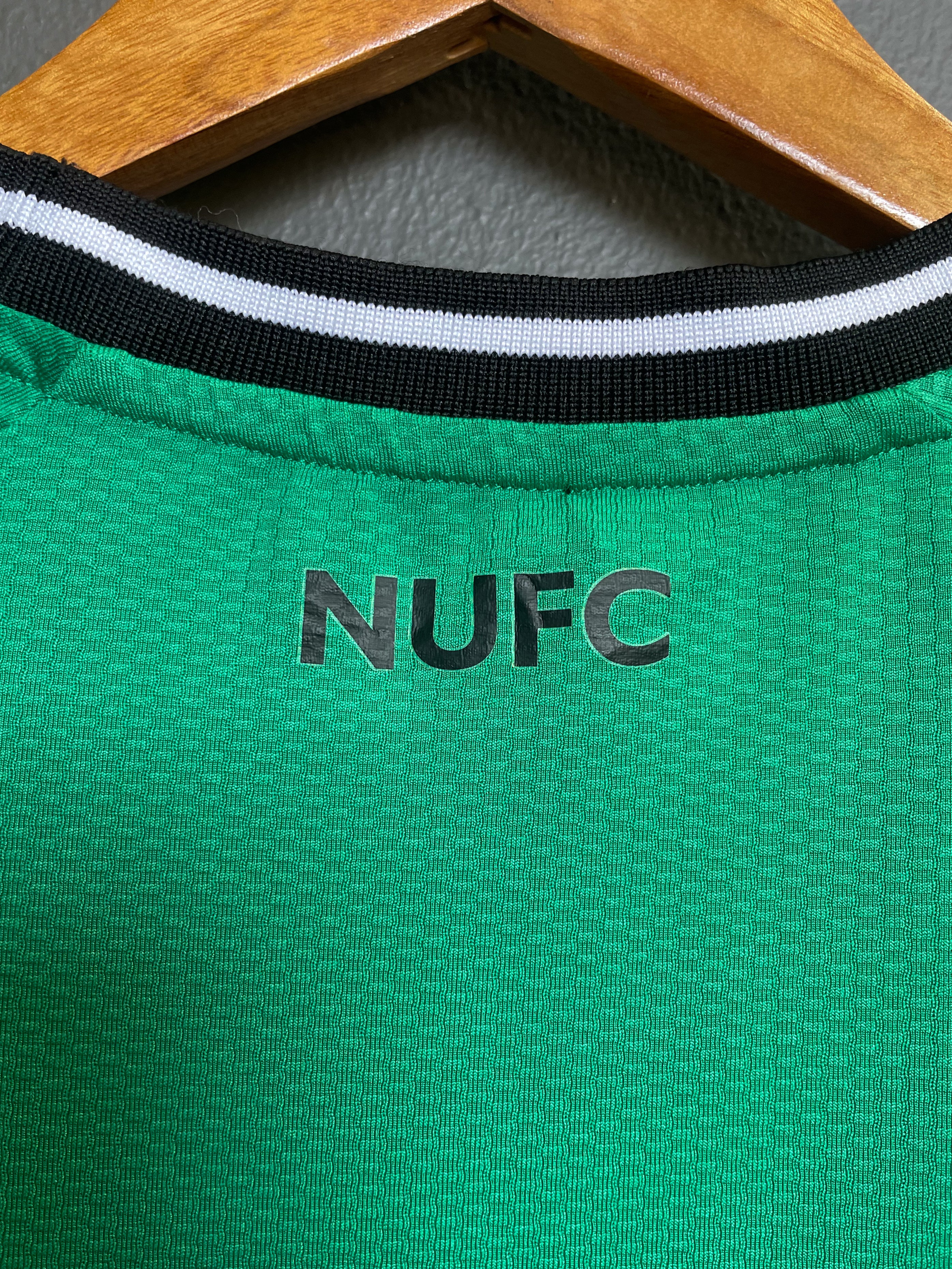 Newscastle United FC 2023/24 Away Castore Football Jersey - Large