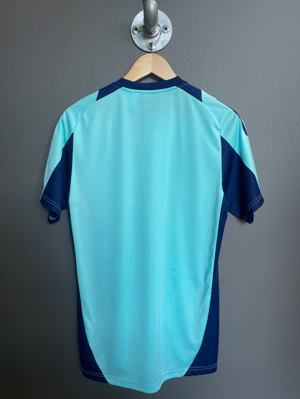 Arsenal FC 2024/25 Adidas Training Football Jersey - Small