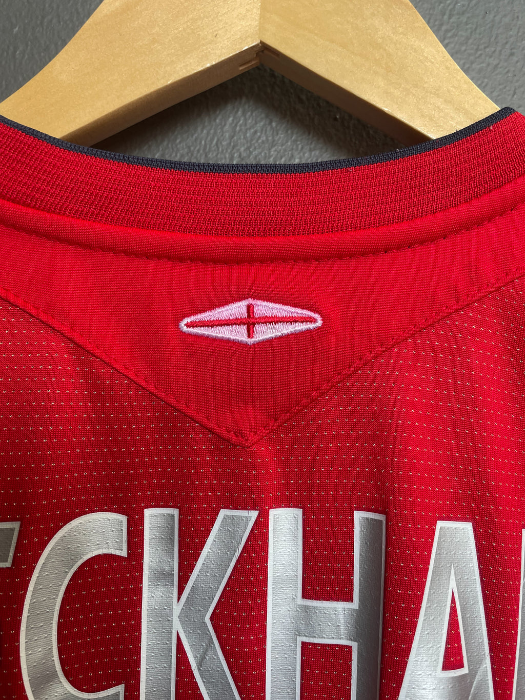 Engalnd 2004/06 "Beckham 7" Umbro Away Football Jersey - XS