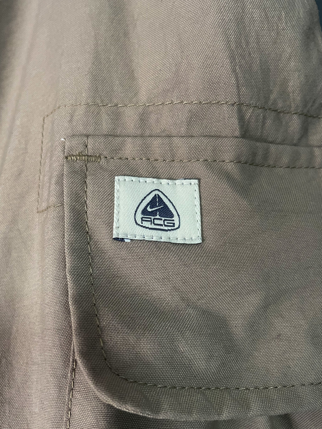 Nike ACG Cargo Pants - 32 (Medium)