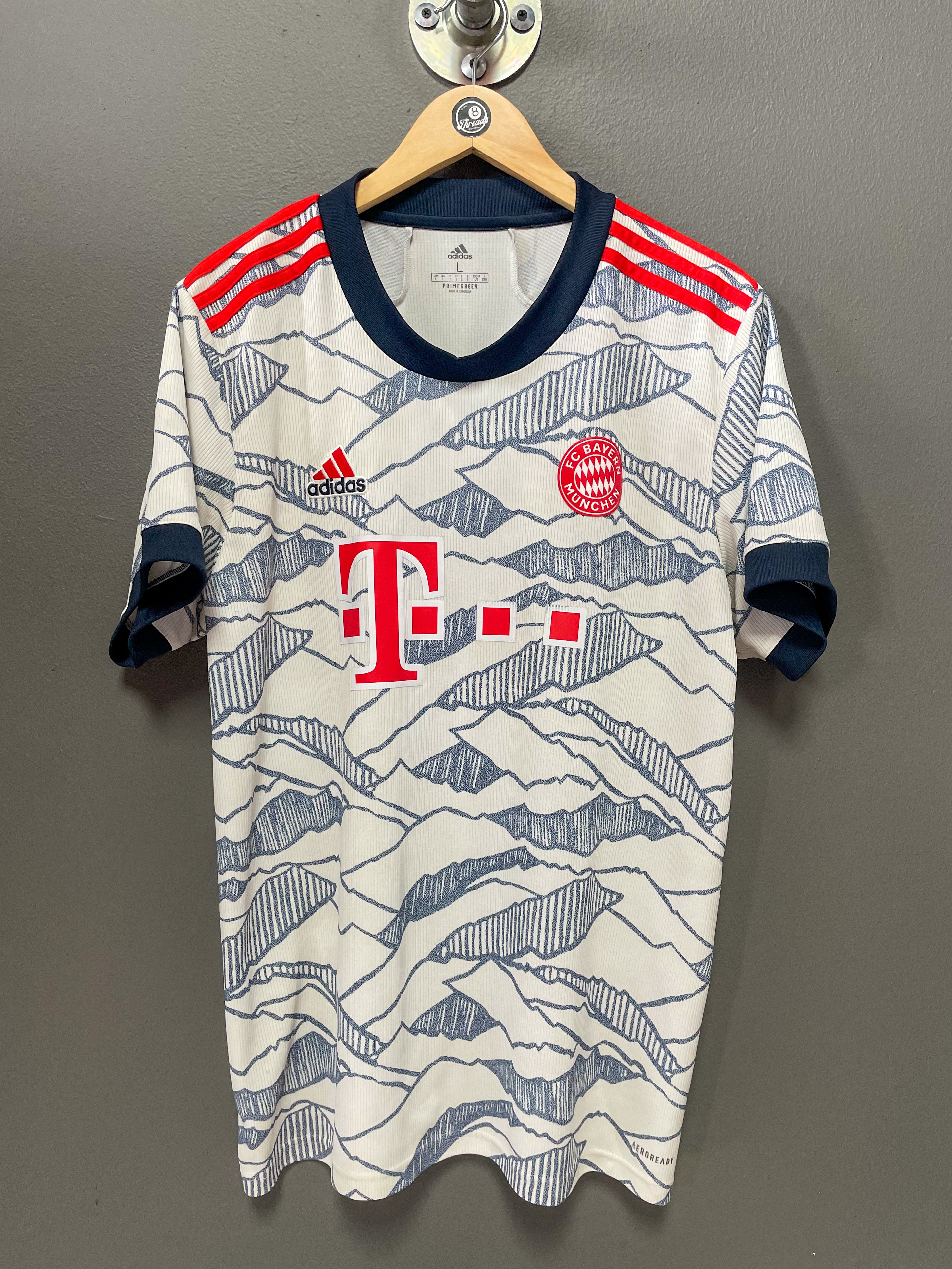 Bayern Munich 2022/23 Adidas Third Kit Football Jersey - Large
