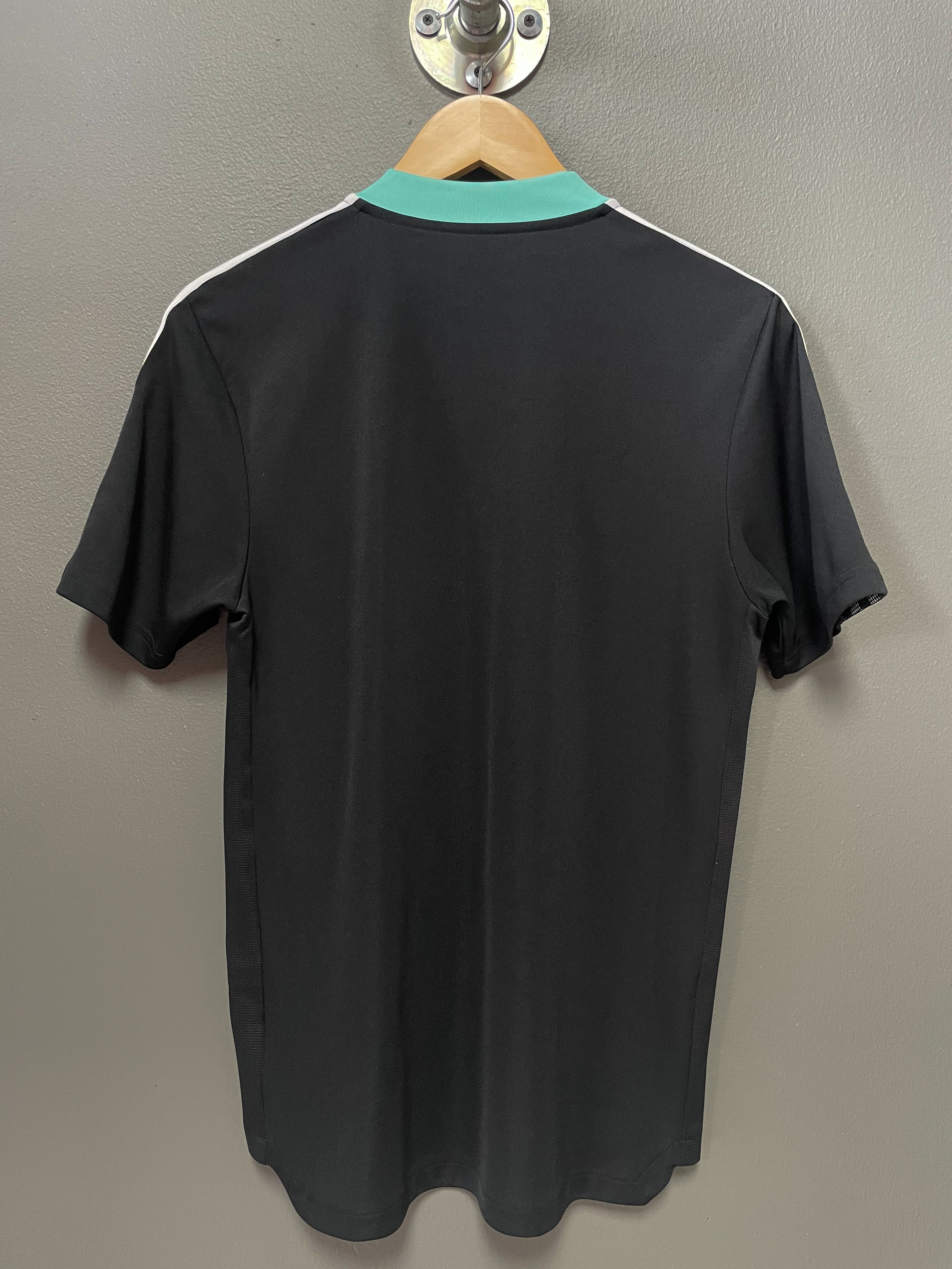 Arsenal 2021/22 Adidas Training Kit Football Jersey - Small