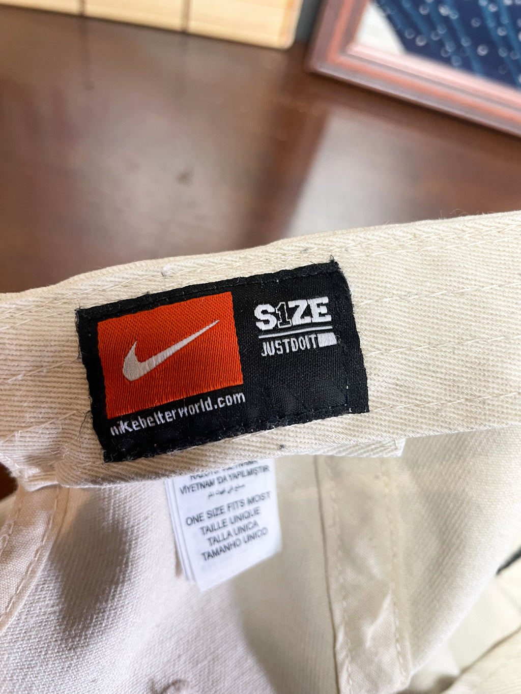 Nike Swoosh Cap