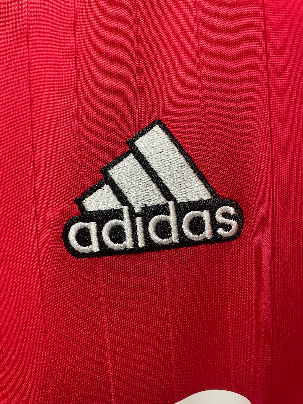 Manchester United 2022/23 Adidas Home Football Jersey - Large