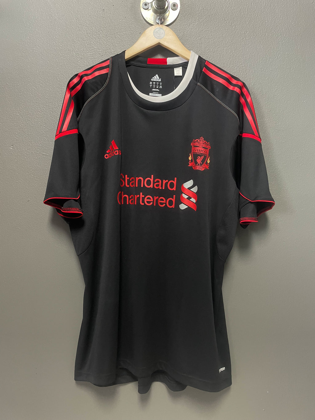 Liverpool FC 2010/11 Adidas Prematch Football Jersey - Extra Large